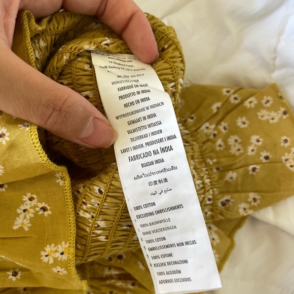 Ruched Floral Mini Dress - Picture 4 of 4